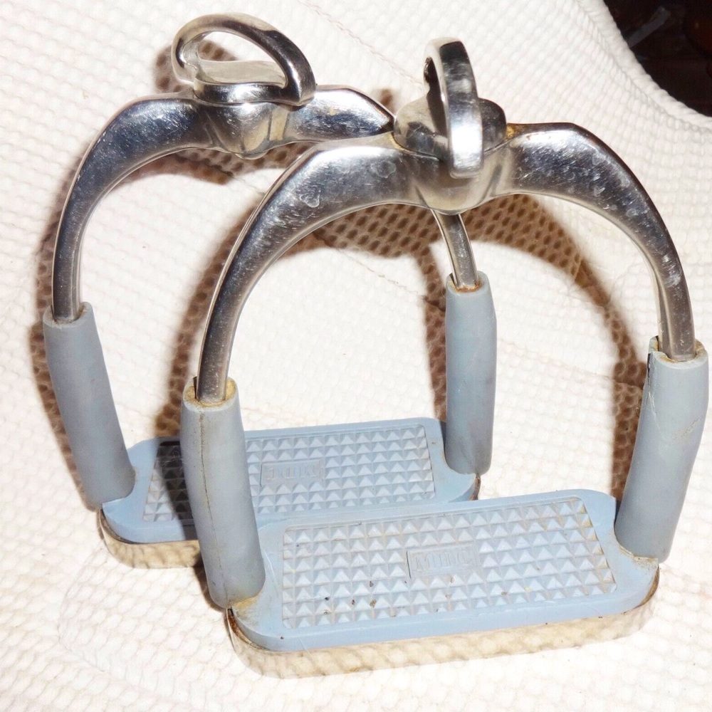 Mdc dressage stirrups